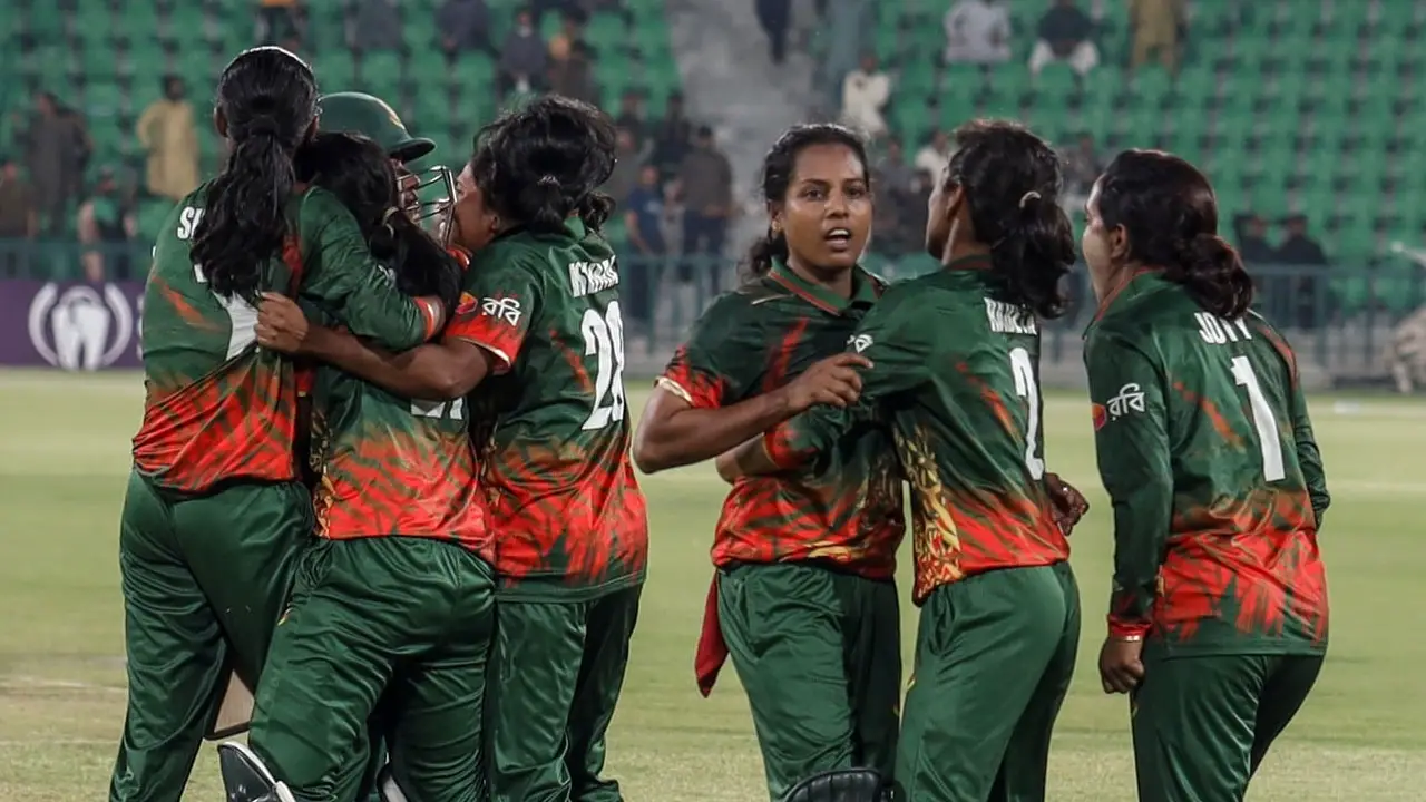 টাইগ্রেসদের উদযাপন