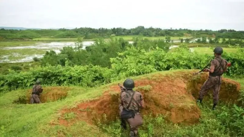 এবার উখিয়া সীমান্তে গোলাগুলির শব্দ 