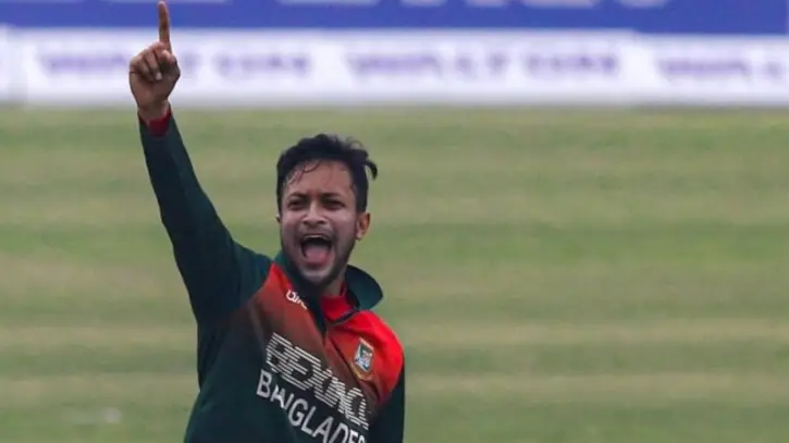 বিশ্বরেকর্ড গড়লেন সাকিব বিশ্বরেকর্ড গড়লেন সাকিব