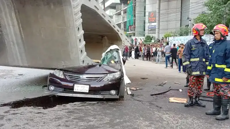 গার্ডার পড়ে পাঁচজন নিহতের ঘটনায় মামলা গার্ডার পড়ে পাঁচজন নিহতের ঘটনায় মামলা