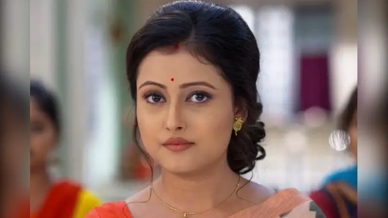 পুজার পর আবার পর্দায় ফিরছেন ‘জবা’ পুজার পর আবার পর্দায় ফিরছেন ‘জবা’