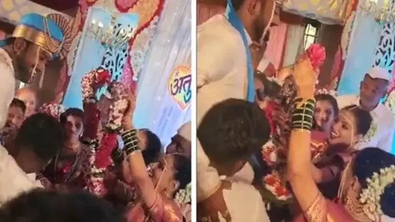 যমজ দুই বোনকে বিয়ে করলেন যুবক, ভিডিও ভাইরাল যমজ দুই বোনকে বিয়ে করলেন যুবক, ভিডিও ভাইরাল
