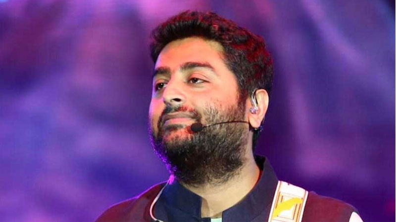 জনসেবায় অরিজিৎ, খুলছেন প্রশিক্ষণ কেন্দ্র জনসেবায় অরিজিৎ, খুলছেন প্রশিক্ষণ কেন্দ্র