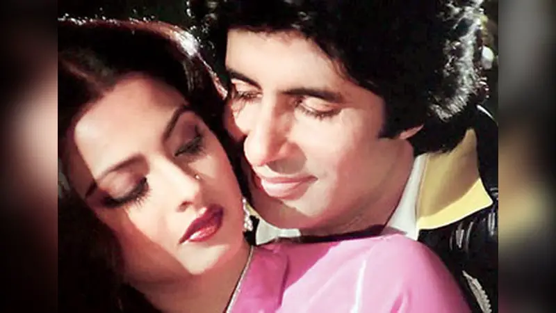 রেখা-অমিতাভের প্রেমের দৃশ্য দেখে অবিরাম কেঁদেছিলেন জয়া! রেখা-অমিতাভের প্রেমের দৃশ্য দেখে অবিরাম কেঁদেছিলেন জয়া!