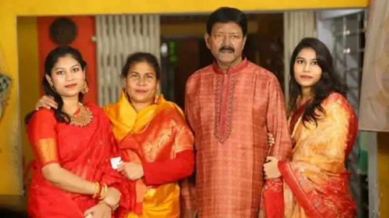 স্বামীকে লিভার দিয়ে জীবন বাঁচালেন স্ত্রী