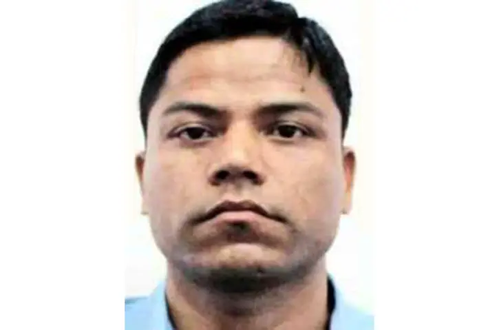 মৃত্যুদণ্ডপ্রাপ্ত আসামি ব্যাঙ্গালুরুতে গ্রেফতার মৃত্যুদণ্ডপ্রাপ্ত আসামি ব্যাঙ্গালুরুতে গ্রেফতার