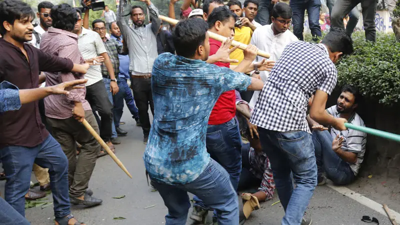 ভিসির সঙ্গে দেখা করতে গিয়ে আহত ছাত্রদলের ছয় নেতা