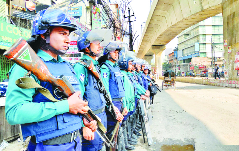 রাজধানীতে তিন স্তরের নিরাপত্তা বেষ্টনী