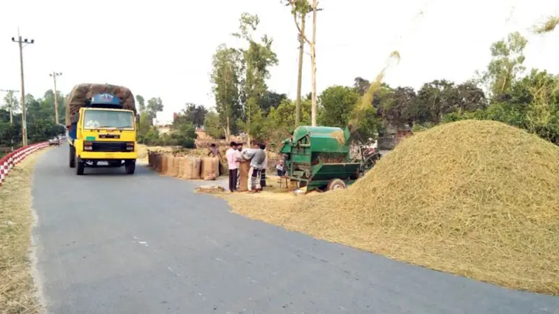 ধান পরিবহনে বাড়লো ভাড়া