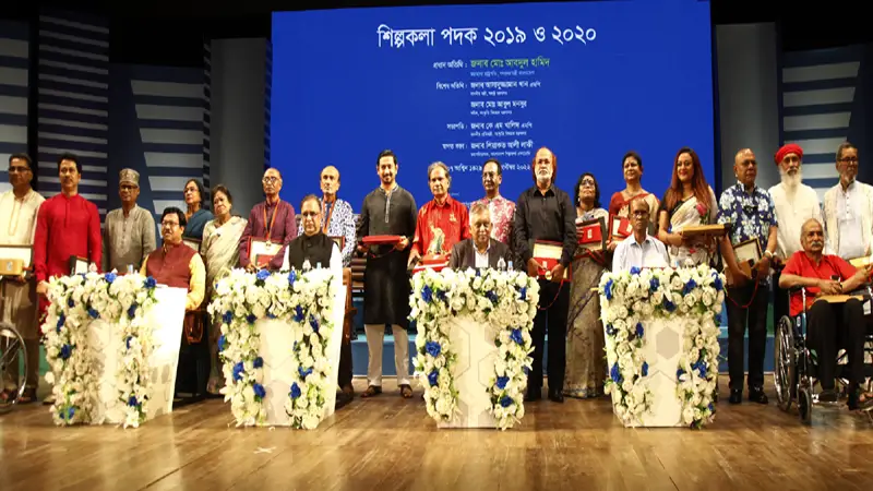 ১৮ গুণী ও দুই সংগঠনকে শিল্পকলা পদক প্রদান ১৮ গুণী ও দুই সংগঠনকে শিল্পকলা পদক প্রদান
