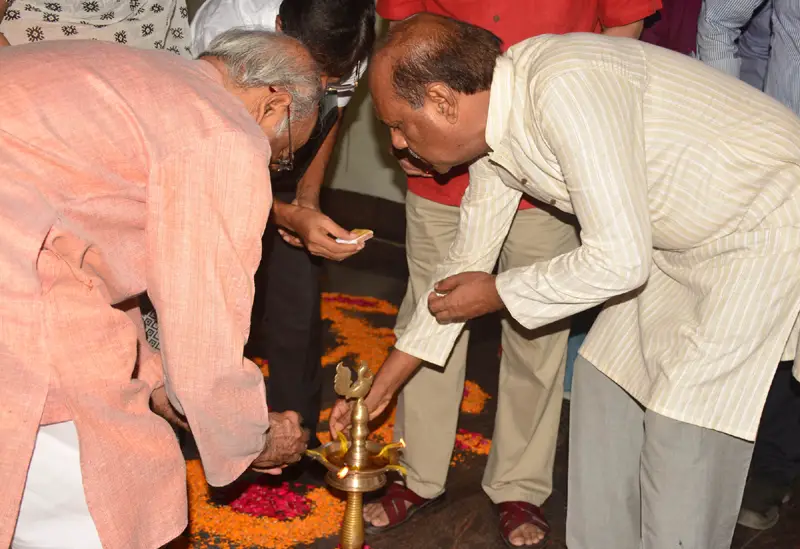 নাট্যচক্রের ৫০ বছর পূর্তি উপলক্ষে আলোচনা ও সাংস্কৃতিক পরিবেশনা নাট্যচক্রের ৫০ বছর পূর্তি উপলক্ষে আলোচনা ও সাংস্কৃতিক পরিবেশনা
