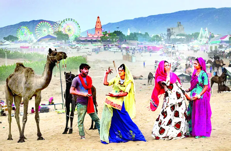 কলাকেন্দ্রে অনিক মুস্তাফার আলোকচিত্র প্রদর্শনী কলাকেন্দ্রে অনিক মুস্তাফার আলোকচিত্র প্রদর্শনী