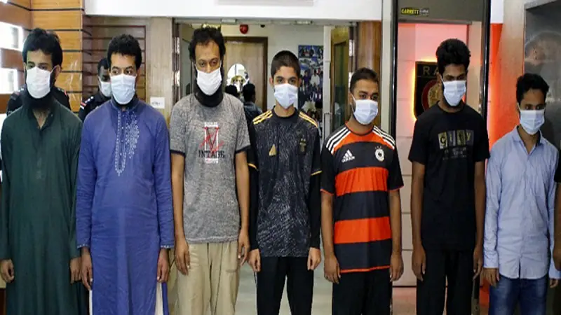ঘরছাড়া তরুণদের ভোলার চরাঞ্চলে প্রশিক্ষণ দেয়া হয় ঘরছাড়া তরুণদের ভোলার চরাঞ্চলে প্রশিক্ষণ দেয়া হয়