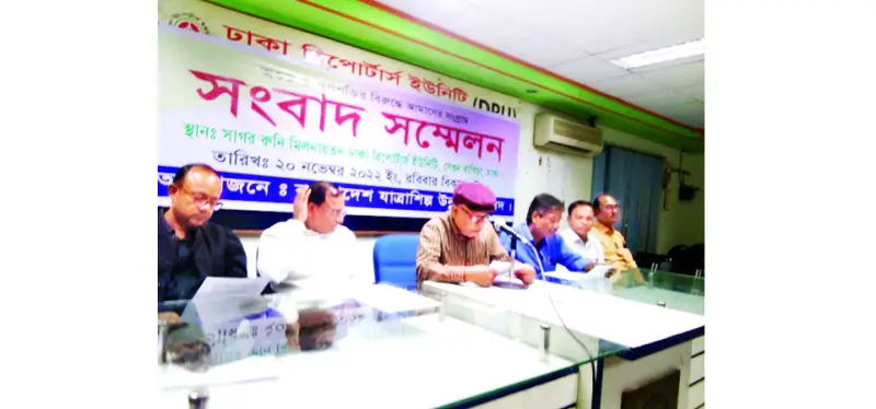 ভরা মৌসুমেও মিলছে না যাত্রাপালার অনুমতি ভরা মৌসুমেও মিলছে না যাত্রাপালার অনুমতি