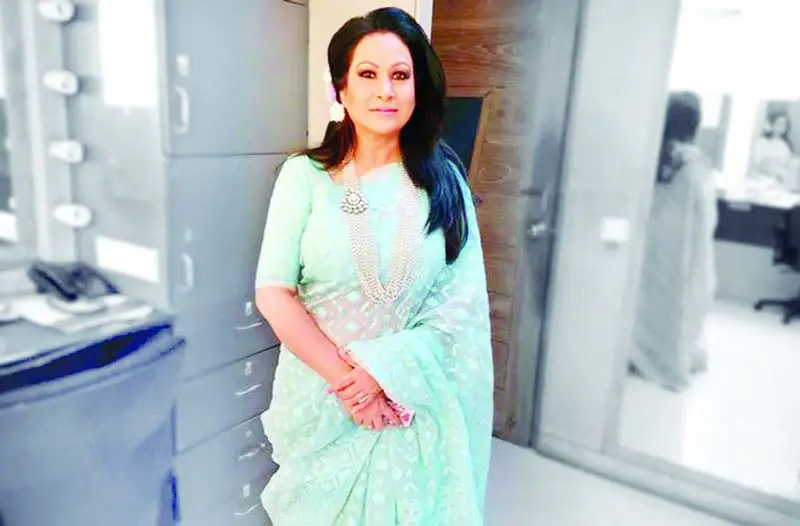 কোটি ভিউয়ের ঘরে চম্পা কোটি ভিউয়ের ঘরে চম্পা