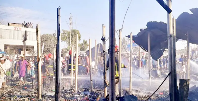 ভালুকায় বাজারে অগ্নিকান্ড ভালুকায় বাজারে অগ্নিকান্ড