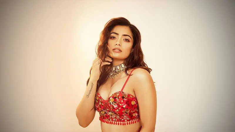 আবারো বিপাকে রাশমিকা আবারো বিপাকে রাশমিকা