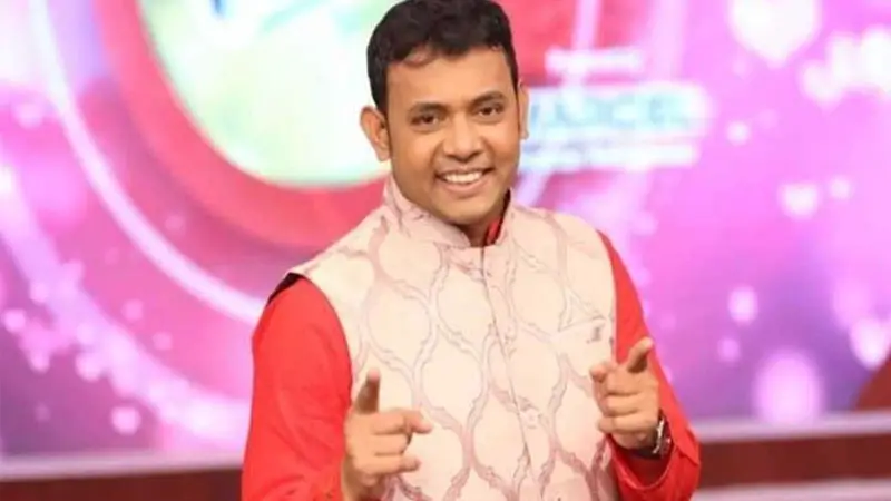 কেবিনে নেওয়া হয়েছে কৌতুক শিল্পী আবু হেনা রনিকে কেবিনে নেওয়া হয়েছে কৌতুক শিল্পী আবু হেনা রনিকে