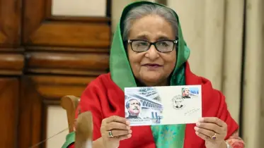 বিজয় দিবসে ডাকটিকিট অবমুক্ত করলেন প্রধানমন্ত্রী