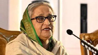 আওয়ামী লীগই দেশে গণতান্ত্রিক ধারা অব্যাহত রেখেছে: শেখ হাসিনা
