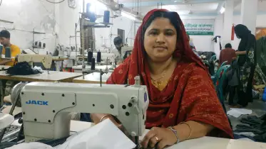 দর্জি থেকে গার্মেন্টস কারখানার মালিক কামরুন্নাহার লিপি