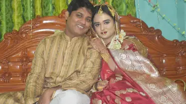 ১০১ বইয়ের মোহরানায় বিয়ে করলেন ইবি ছাত্রী