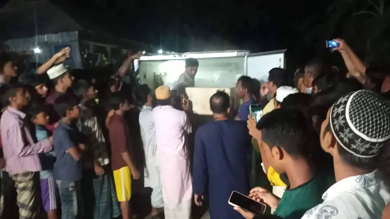 চিরনিদ্রায় শায়িত নিহত দুই বোন ও দুই শিশু 