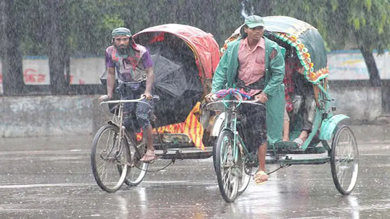 ঘূর্ণিঝড় সিত্রাংয়ের প্রভাবে জনদুর্ভোগ