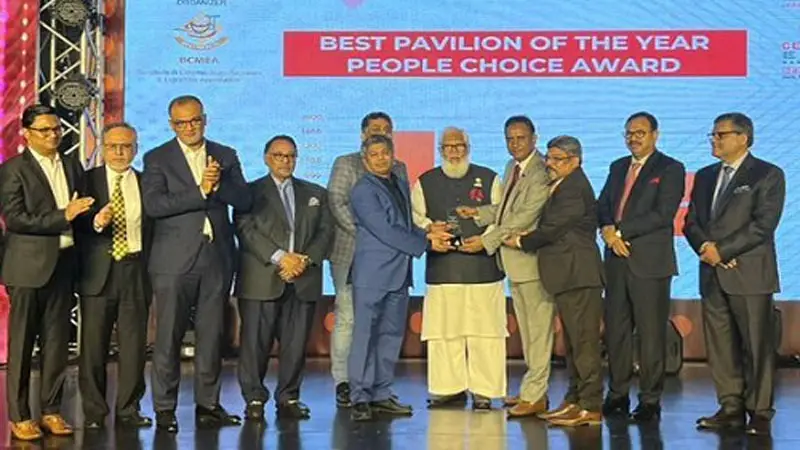 সিরামিক মেলায় গোল্ড অ্যাওয়ার্ড পেলো এক্স সিরামিকস সিরামিক মেলায় গোল্ড অ্যাওয়ার্ড পেলো এক্স সিরামিকস