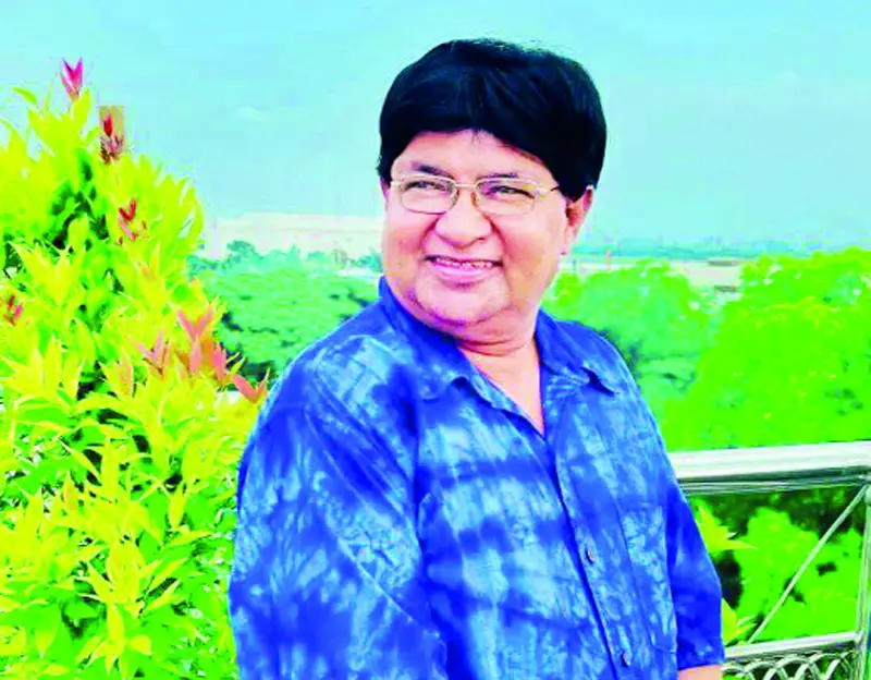 গান এখন অভিভাবকহীন গান এখন অভিভাবকহীন