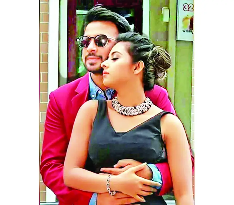 ফেসবুকে রাগ-অনুরাগ ফেসবুকে রাগ-অনুরাগ