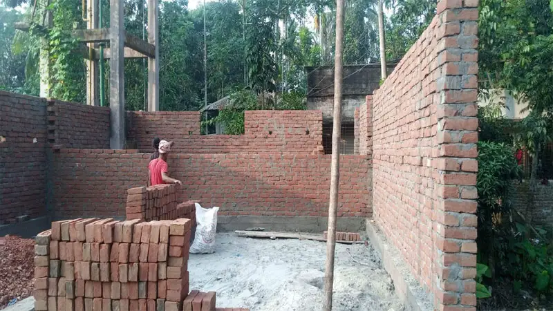 ভূমি অফিসের জমি দখল করে ভবন নির্মাণের অভিযোগ ভূমি অফিসের জমি দখল করে ভবন নির্মাণের অভিযোগ