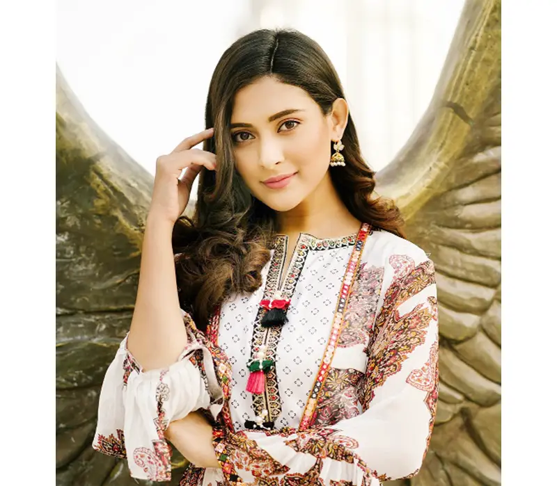 আবারও আলোচনায় মেহজাবীন আবারও আলোচনায় মেহজাবীন