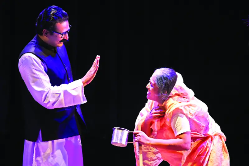 মহাপ্রয়াণের শোক আখ্যান ‘শ্রাবণ ট্র্যাজেডি’ মহাপ্রয়াণের শোক আখ্যান ‘শ্রাবণ ট্র্যাজেডি’