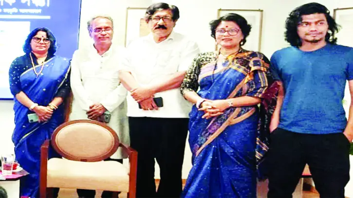 হায়াৎ মামুদের জন্মদিন উদ্যাপন হায়াৎ মামুদের জন্মদিন উদ্যাপন