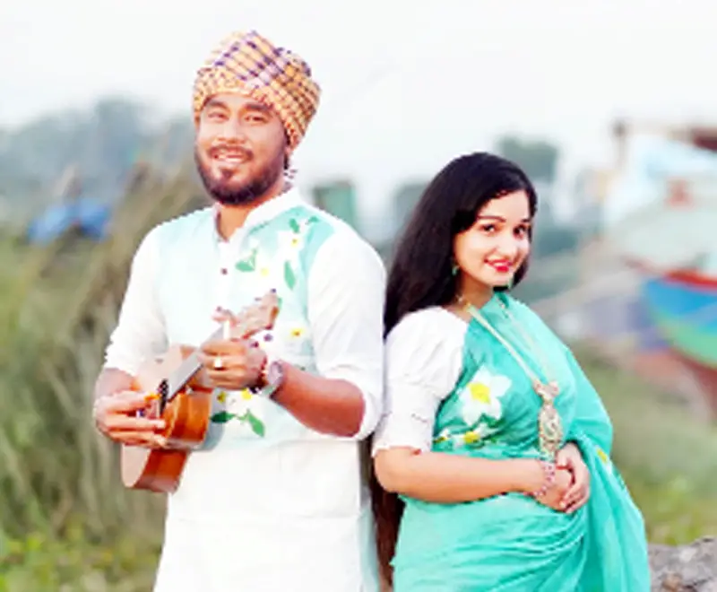 পলাশ-রিমার ‘গার্লফ্রেন্ড’ পলাশ-রিমার ‘গার্লফ্রেন্ড’