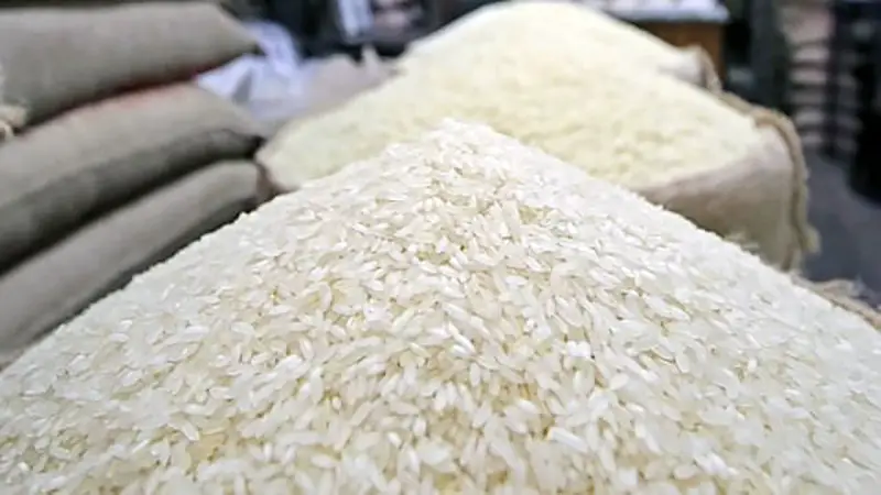 বেসরকারি খাতে চাল আমদানি বাড়ানোর উদ্যোগ বেসরকারি খাতে চাল আমদানি বাড়ানোর উদ্যোগ