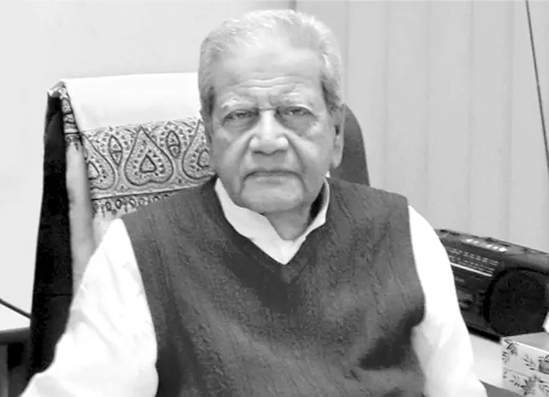 কিংবদন্তিতুল্য সম্পাদকের বিদায় কিংবদন্তিতুল্য সম্পাদকের বিদায়