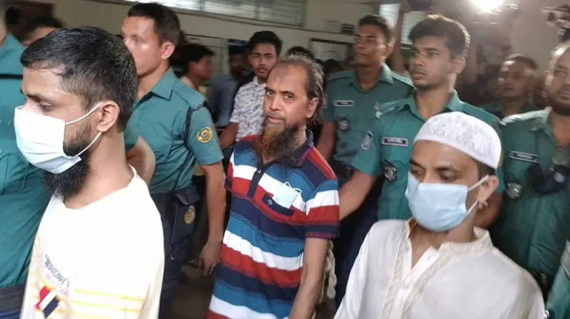 চট্টগ্রামে মসজিদে বোমা বিস্ফোরণ: ফাঁসি ৫ জেএমবি সদস্যের চট্টগ্রামে মসজিদে বোমা বিস্ফোরণ: ফাঁসি ৫ জেএমবি সদস্যের
