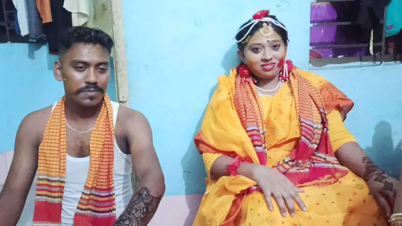 এবার প্রেমের টানে মালয়েশিয়ার আয়েশা চাঁদপুরে এবার প্রেমের টানে মালয়েশিয়ার আয়েশা চাঁদপুরে