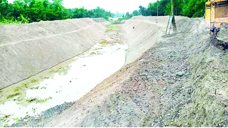 বরেন্দ্র অঞ্চলে থামানো যাচ্ছে না গভীর নলকূপ স্থাপন বরেন্দ্র অঞ্চলে থামানো যাচ্ছে না গভীর নলকূপ স্থাপন