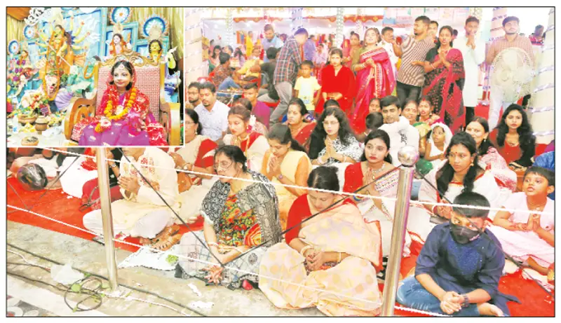 কুমারী পূজায় ভক্তের ঢল কুমারী পূজায় ভক্তের ঢল