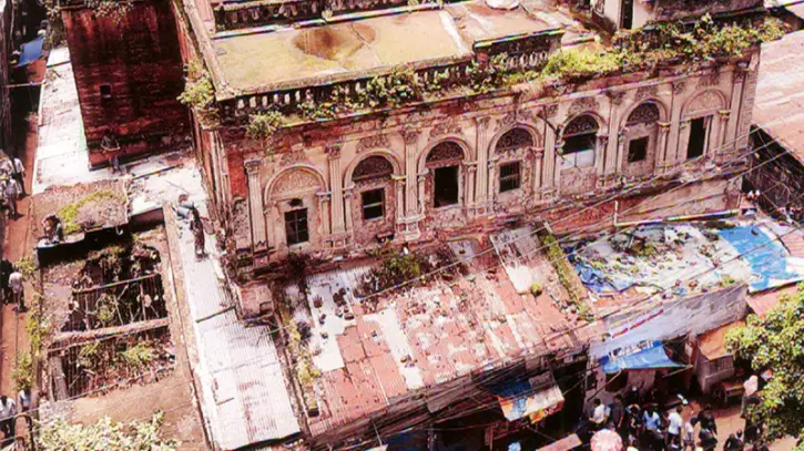 সোয়া শ’ বছরের ঐতিহ্যে নির্মম কুঠারাঘাত সোয়া শ’ বছরের ঐতিহ্যে নির্মম কুঠারাঘাত