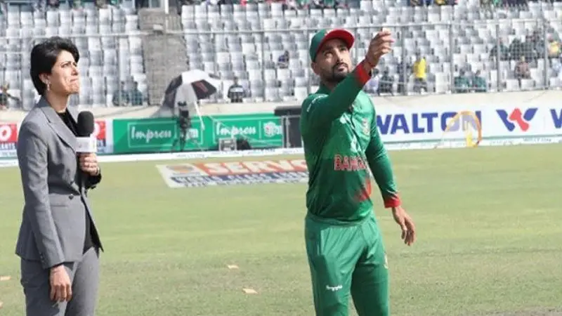 টস জিতে ভারতকে ব্যাটিংয়ের আমন্ত্রণ টস জিতে ভারতকে ব্যাটিংয়ের আমন্ত্রণ