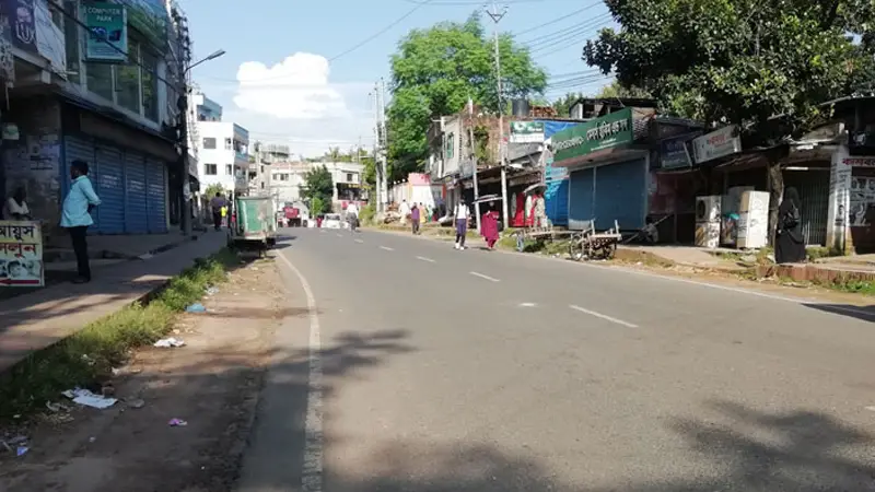 রাঙামাটি শহরে পালিত হচ্ছে ৩২ ঘণ্টার হরতাল রাঙামাটি শহরে পালিত হচ্ছে ৩২ ঘণ্টার হরতাল