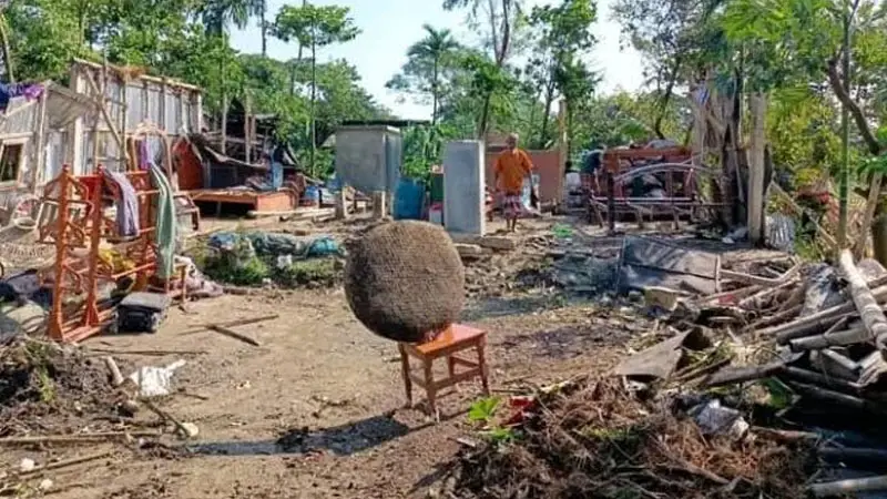 সুনামগঞ্জে আকস্মিক ঘূর্ণিঝড়ে অর্ধশত বসত ঘর লন্ডভন্ড সুনামগঞ্জে আকস্মিক ঘূর্ণিঝড়ে অর্ধশত বসত ঘর লন্ডভন্ড