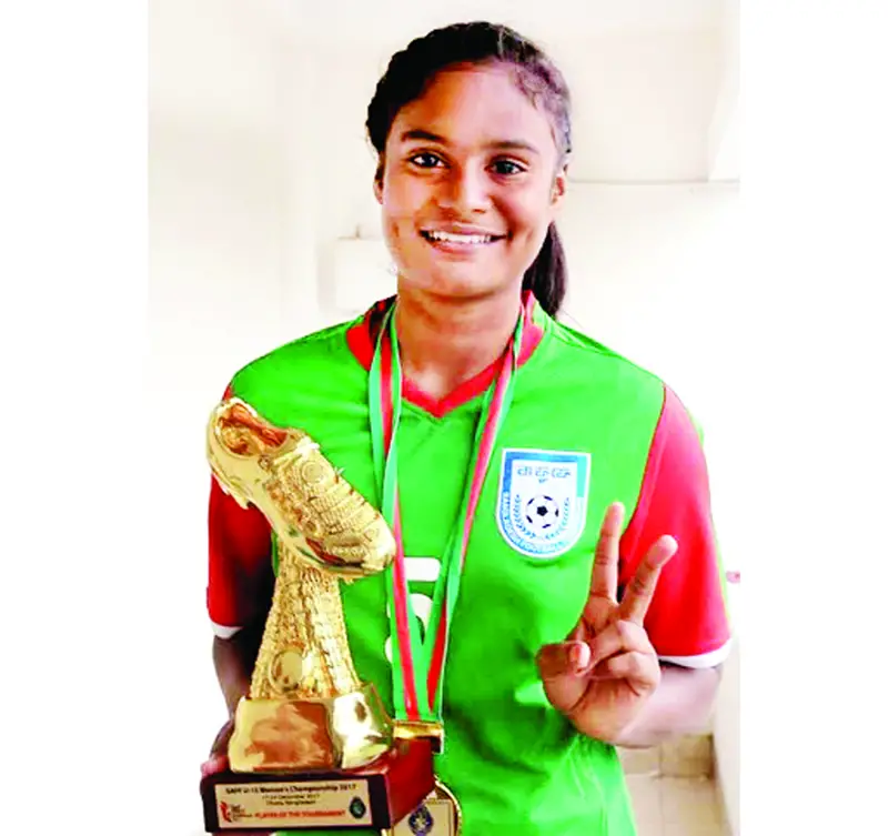 সিরাজগঞ্জে আঁখির বর্ণাঢ্য সংবর্ধনা সিরাজগঞ্জে আঁখির বর্ণাঢ্য সংবর্ধনা