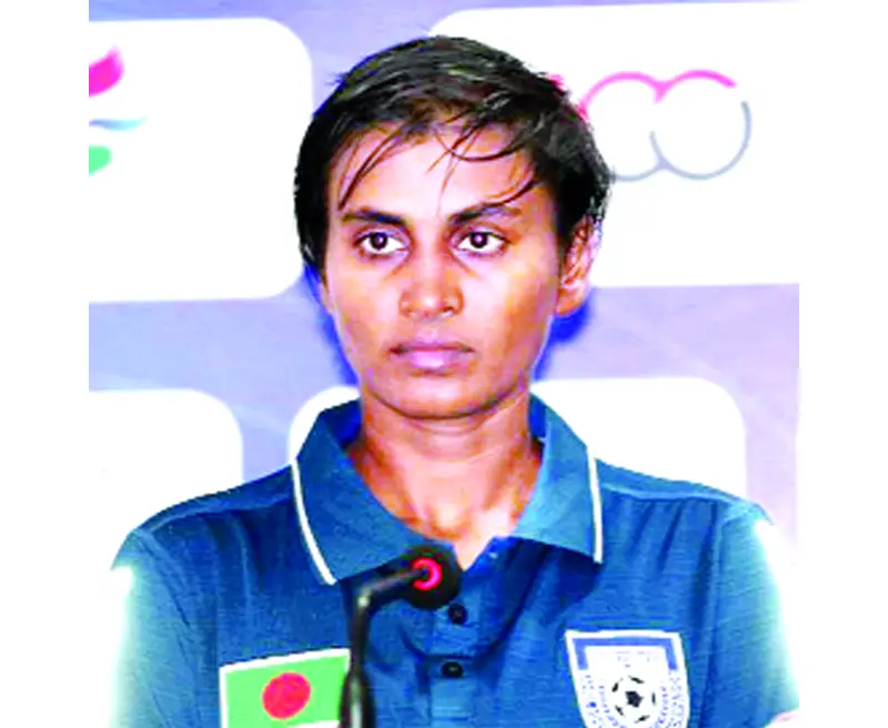 পাকিস্তানের লীগে খেলার প্রস্তাব সাবিনাকে পাকিস্তানের লীগে খেলার প্রস্তাব সাবিনাকে