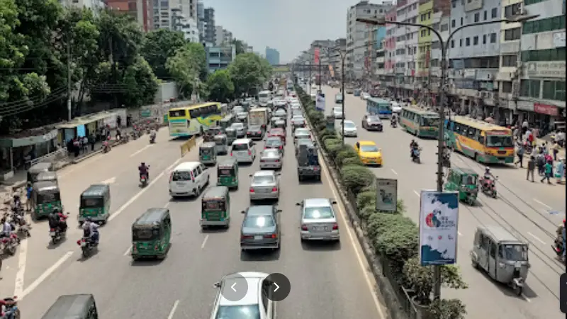 কাকলিতে বাসের ধাক্কায় ব্যবসায়ীর মৃত্যু কাকলিতে বাসের ধাক্কায় ব্যবসায়ীর মৃত্যু