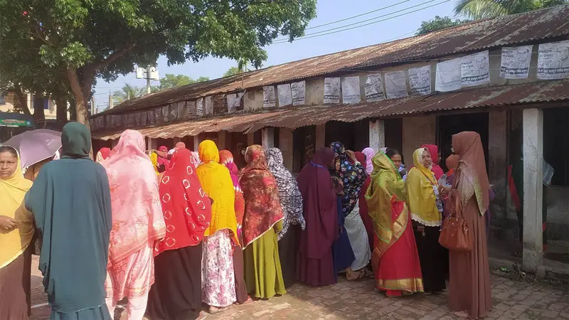 গাজীপুর সিটি নির্বাচনে ভোটগ্রহণ চলছে গাজীপুর সিটি নির্বাচনে ভোটগ্রহণ চলছে
